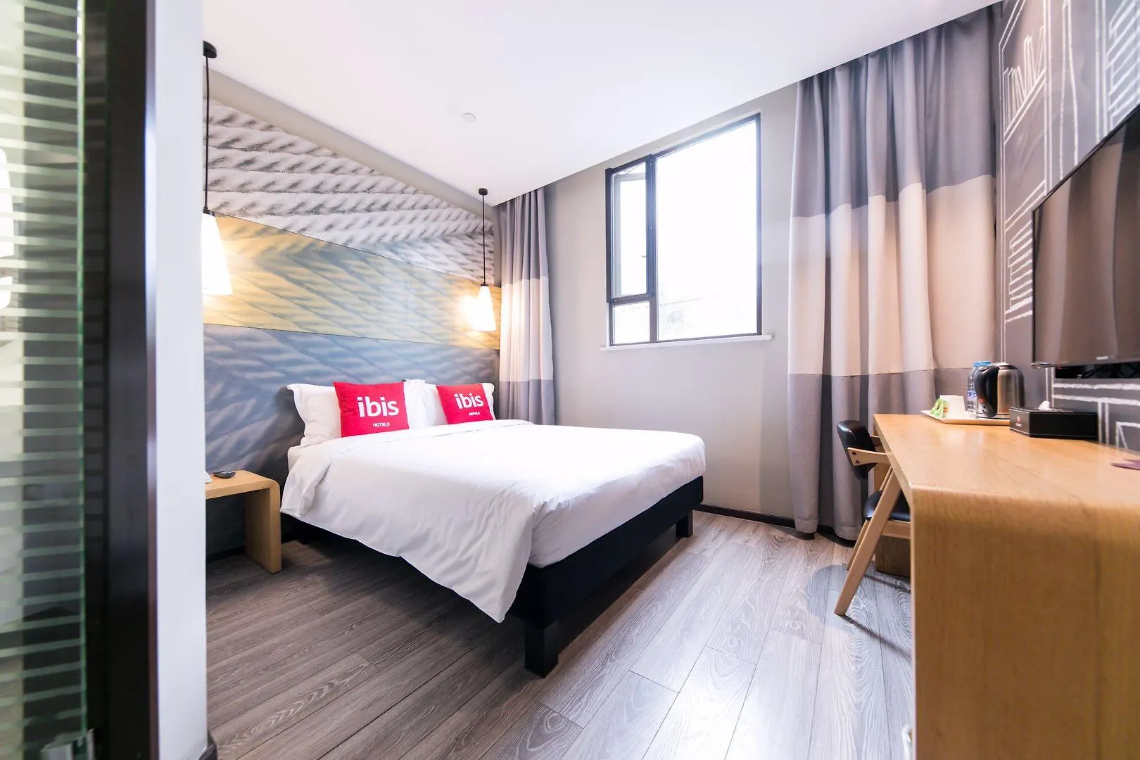 Ibis Shanghai Gubei Hotel
