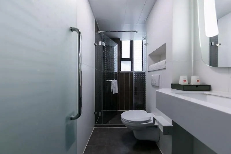 Ibis Shanghai Gubei